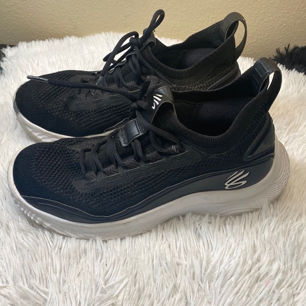 Under ARMOUR TRAINING Unisex TEAM CURRY Mens 8.5 Women’s Sz 10 Basketball Shoes